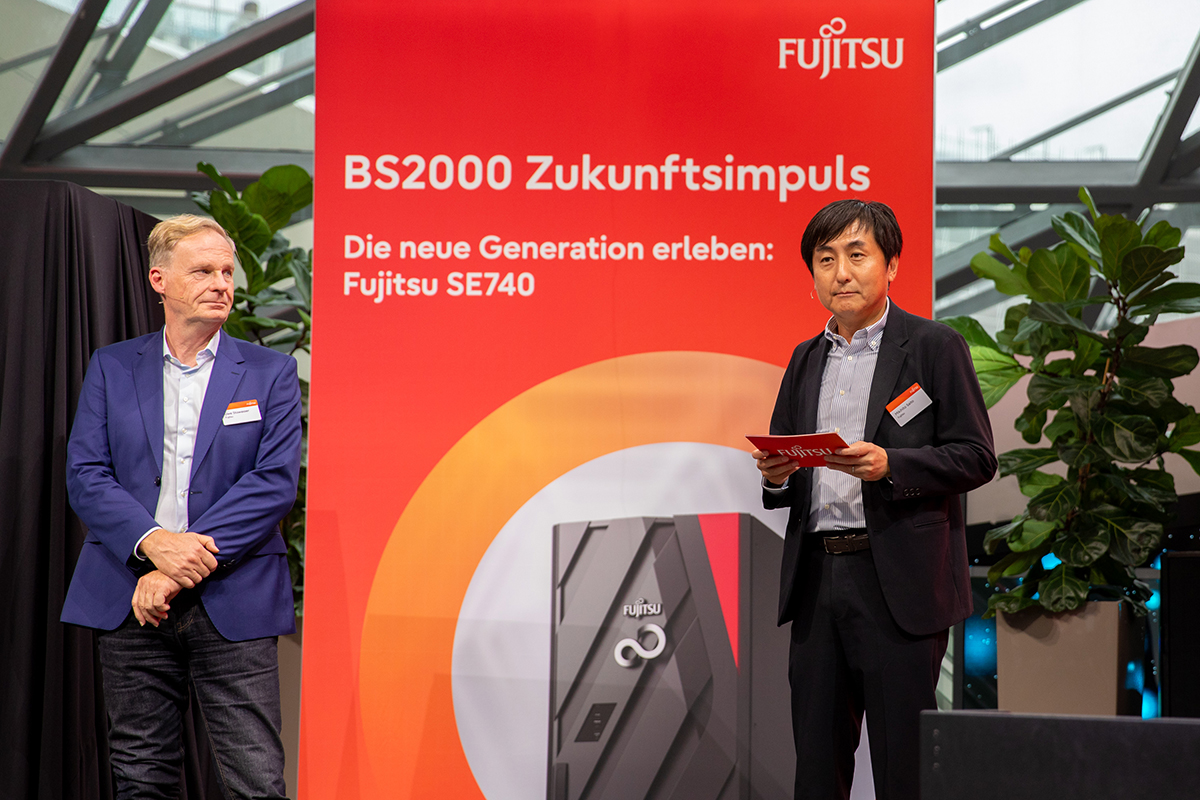 Uwe Stowasser, Head of Enterprise Platform Services and Modernization Europe & Mikihito Saito, Corporate Executive Officer, EVP, Co-CEO Europe Region Fujitsu